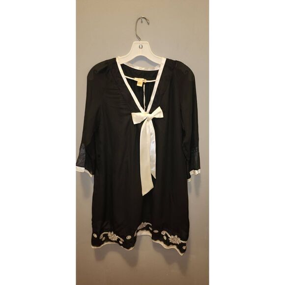 Cielo Dress  - Picture 1 of 8